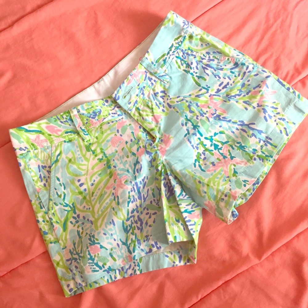 Lilly Pulitzer Callahan shorts.
